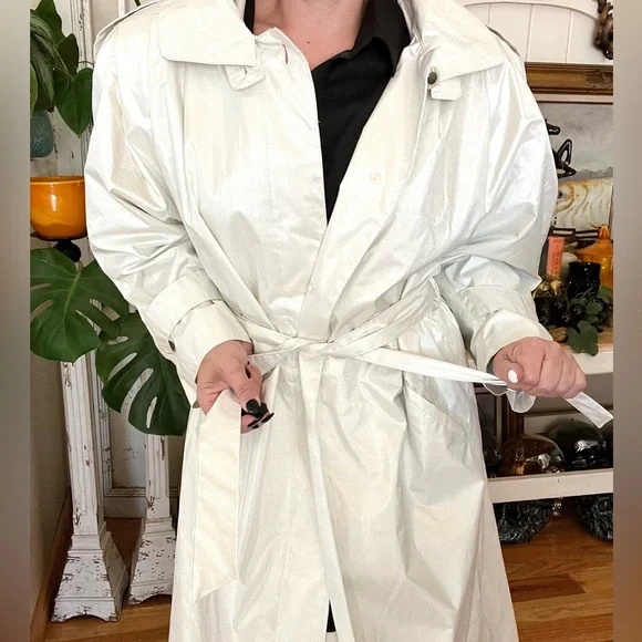 Vintage British Mist Pearlized Ivory Trench Rain Coat With Shell Buttons 6P - Picture 5 of 10
